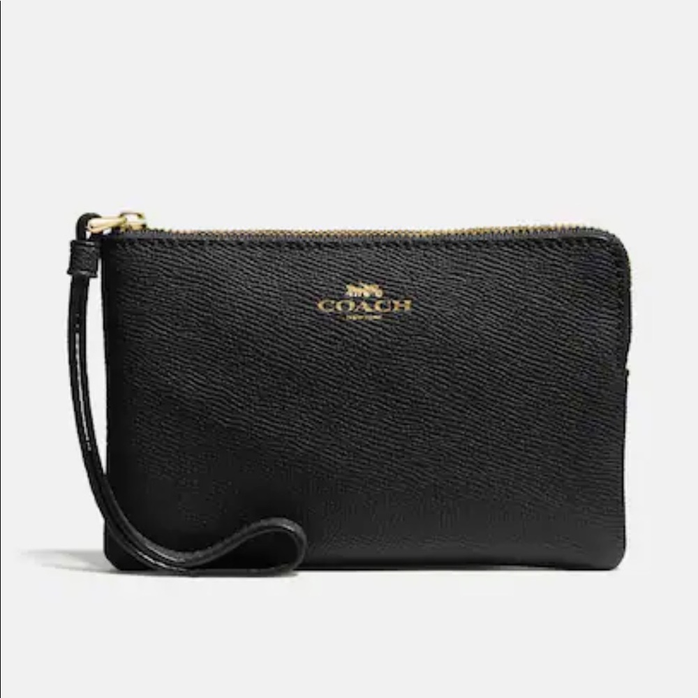 NWOT 🤍 Coach Leather Wristlet